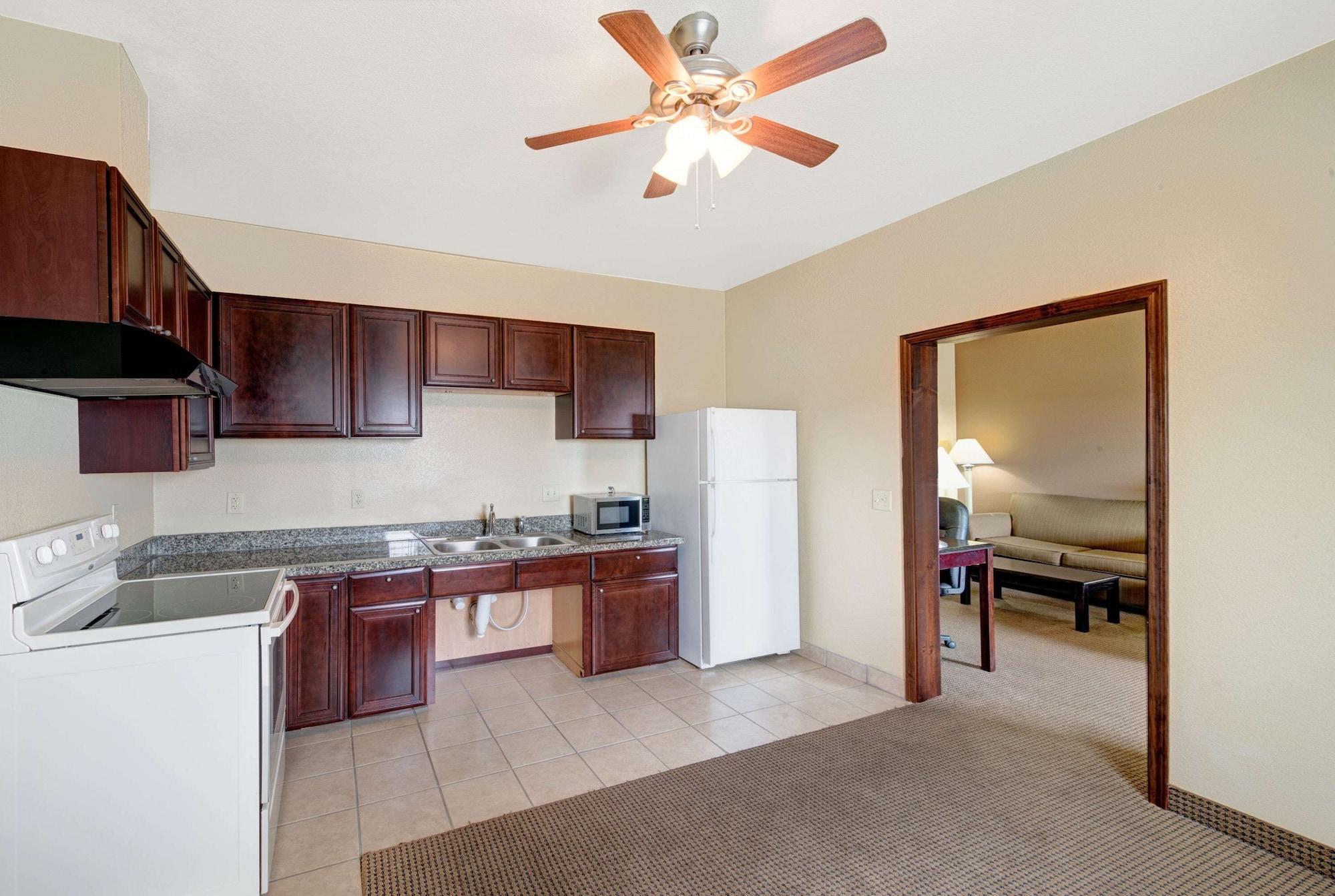 Baymont By Wyndham